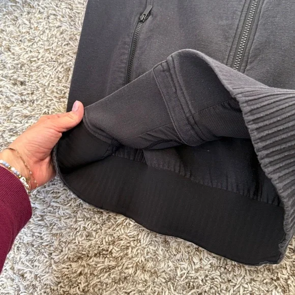 Lululemon Zip-Up Jacket Fitted Black size 8 Medium - Picture 10 of 11